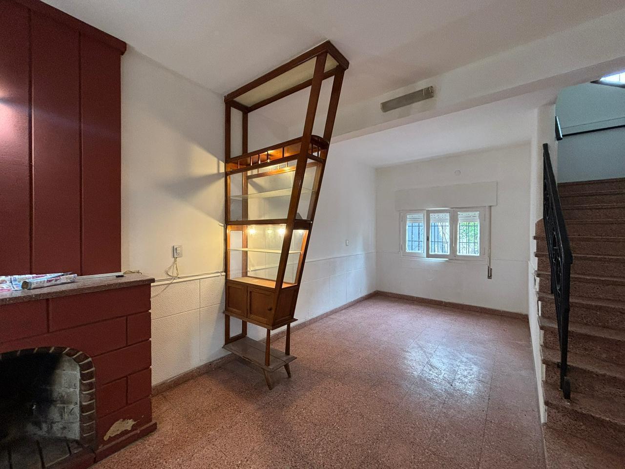 Casa 3 dormitorios y patio en Alta Córdoba (PH) - VENTA