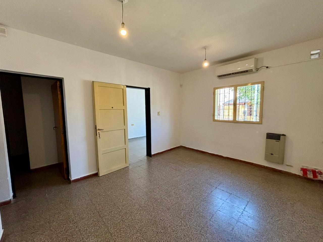 Foto de Casa 3 dorm. patio y cochera en Juan B Justo - VENTA, imagen 5