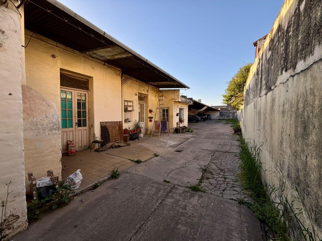 Foto de Casa 2 dorm. + 11 cocheras + depto en Alta Córdoba - VENTA, imagen 5