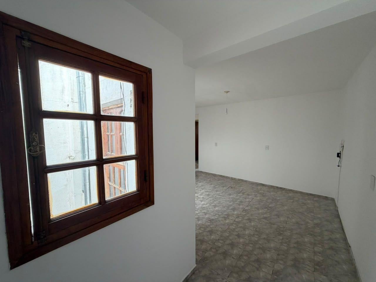 Foto de Departamento 2 dorm. A mts de la Plaza en General Paz - VENTA, imagen 2