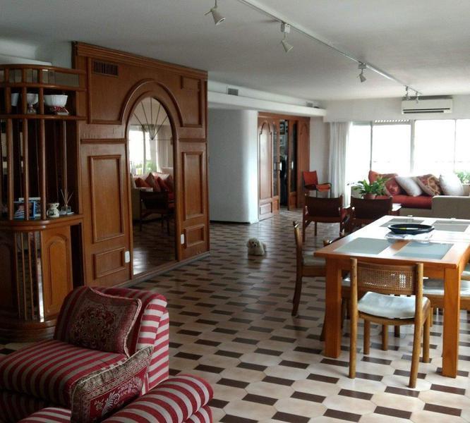 Foto de Centro Departamento 3 dormitorios + dependencia. 2 cocheras a metros, imagen 5