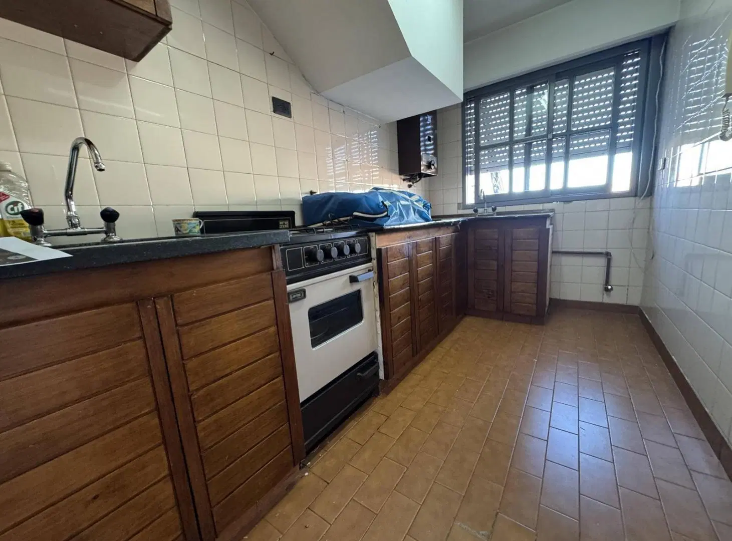 DEPARTAMENTO 2 DORMITORIOS EXTERNO CON BALCON. ESCRITURA. NUEVA CORDOBA 2