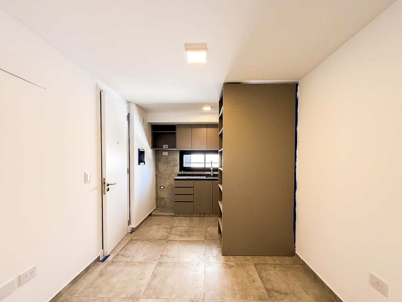 Foto de DEPARTAMENTO 1 DORMITORIO EXTERNO A ESTRENAR BALCON. BRAVA 03 . CORDOBA, imagen 2