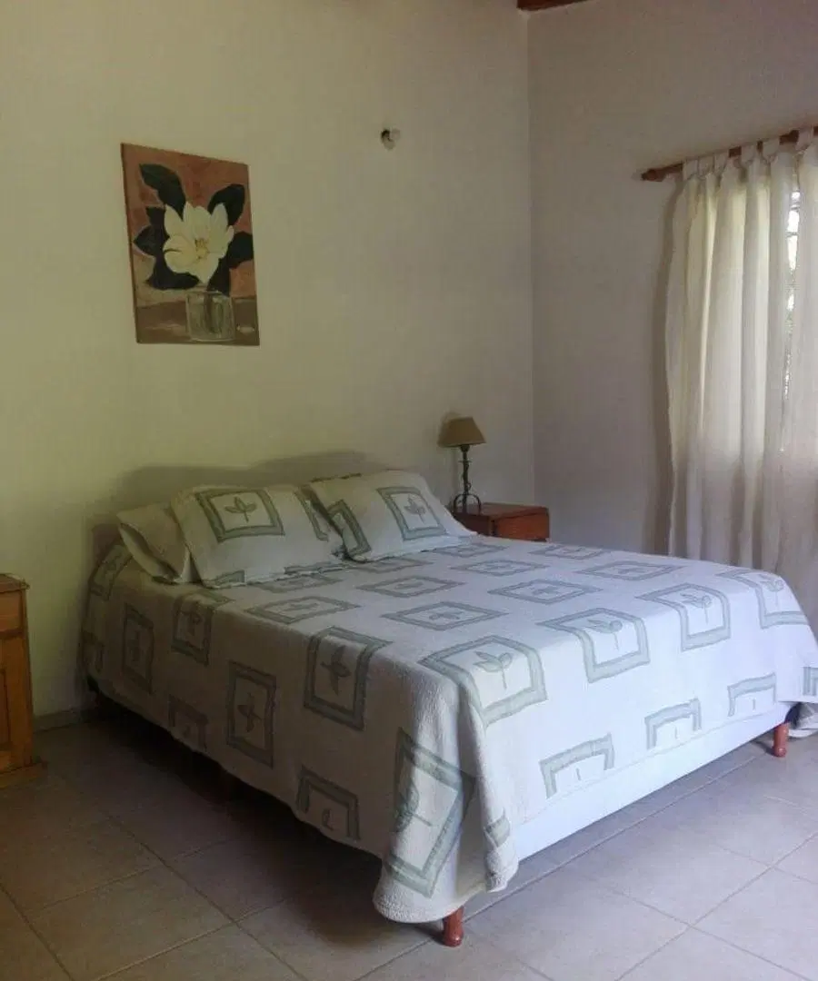 Venta casa con espectacular parque y salida al Río Los Reartes 3