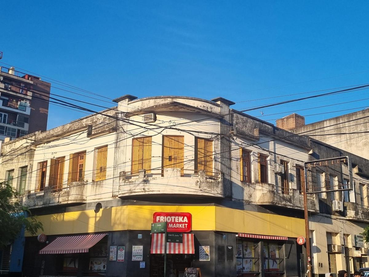 Mega Piso Histórico en Esquina en Pleno Centro de Resistencia! 2