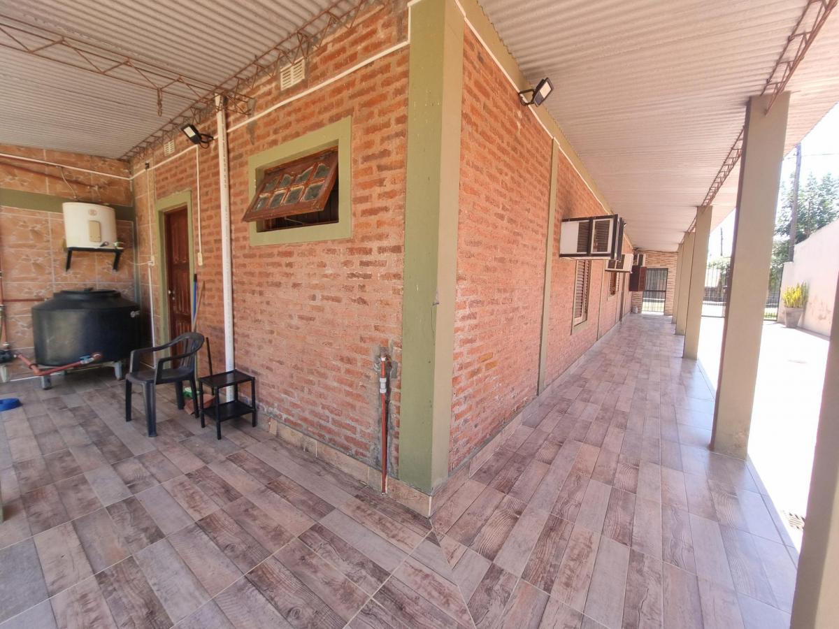Casa, Gran Patio y Depósito Para Destinos Múltiples! 1