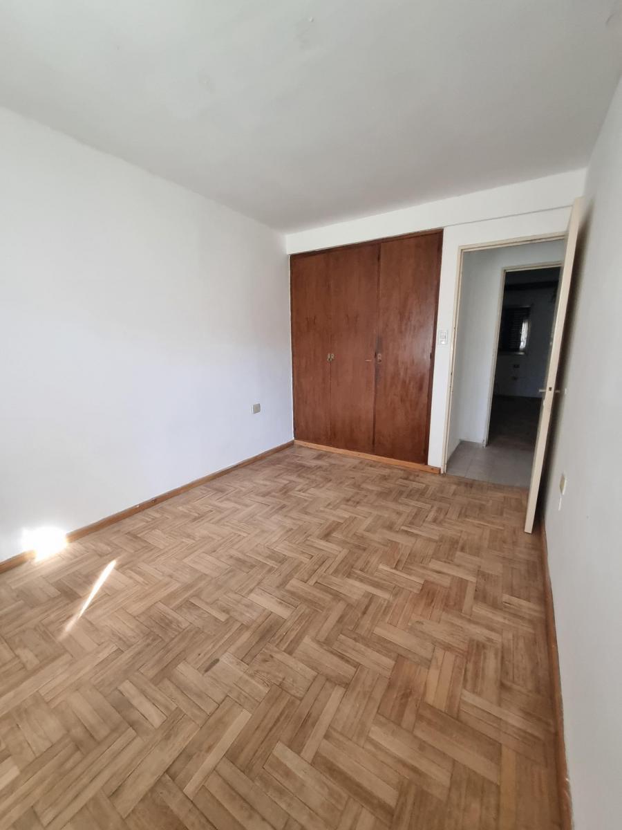 Casa U Oficinas + 2 Departamentos + Hermoso Terreno Céntrico! 2
