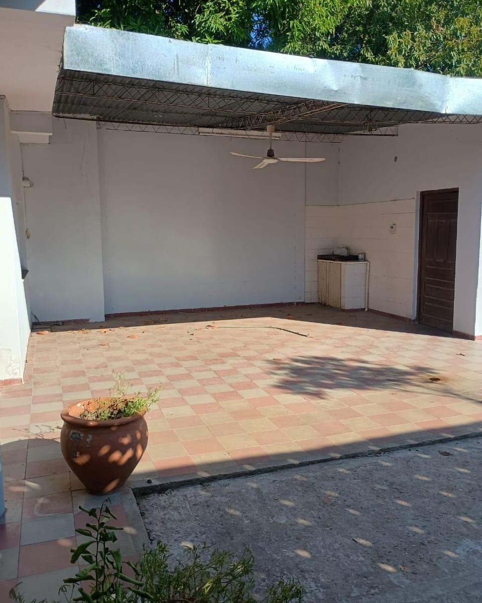 Casa Ideal de 3 Dorm. Sobre Asfalto en Barranqueras 2