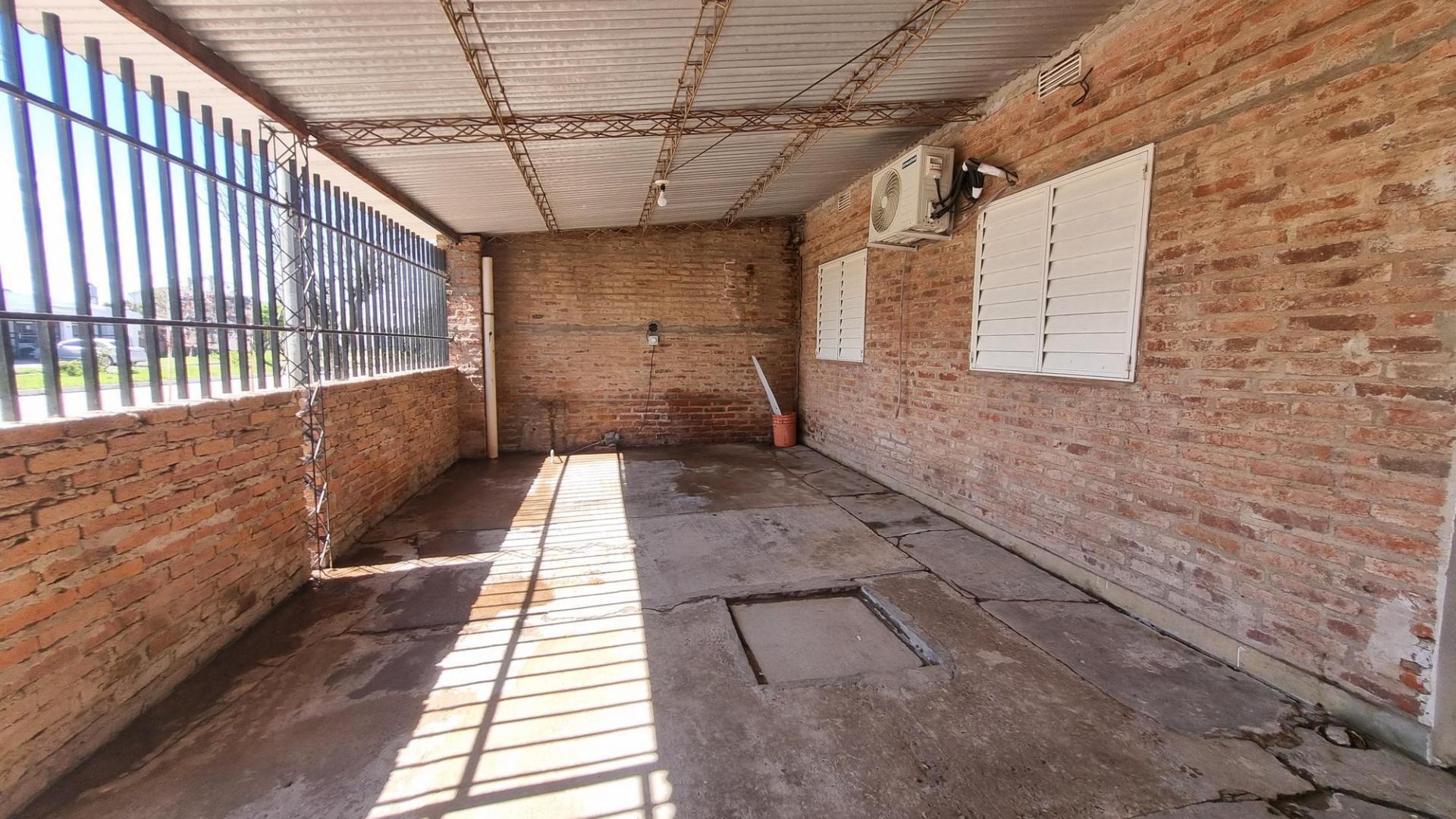 Foto de Casa independiente 3 dormitorios sobre Av en las 500 viviendas!, imagen 3