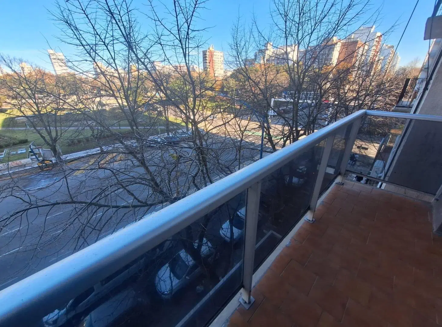 2 ambientes con cochera - Frente a Plaza Mitre 5