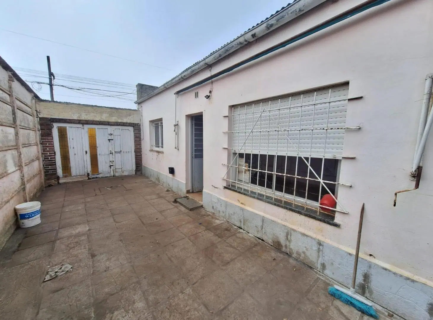 Casa tres ambientes - Amplio Parque - Villa Laza - Tandil 1
