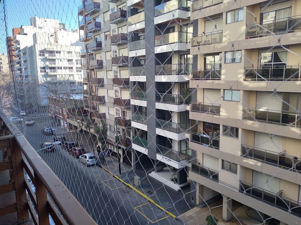VENDIDO... Semipiso de 3 Ambientes en lo mejor de La Perla