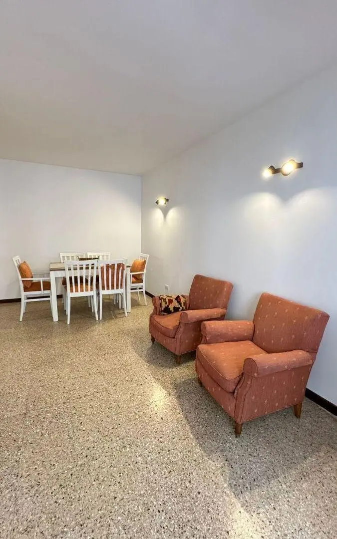 Departamento 2 Ambientes en Alquiler con Balcón Cerrado 4