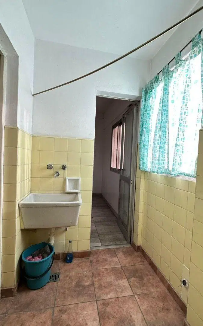 Departamento 3 Ambientes con Dep. de Servicio y Cochera 1