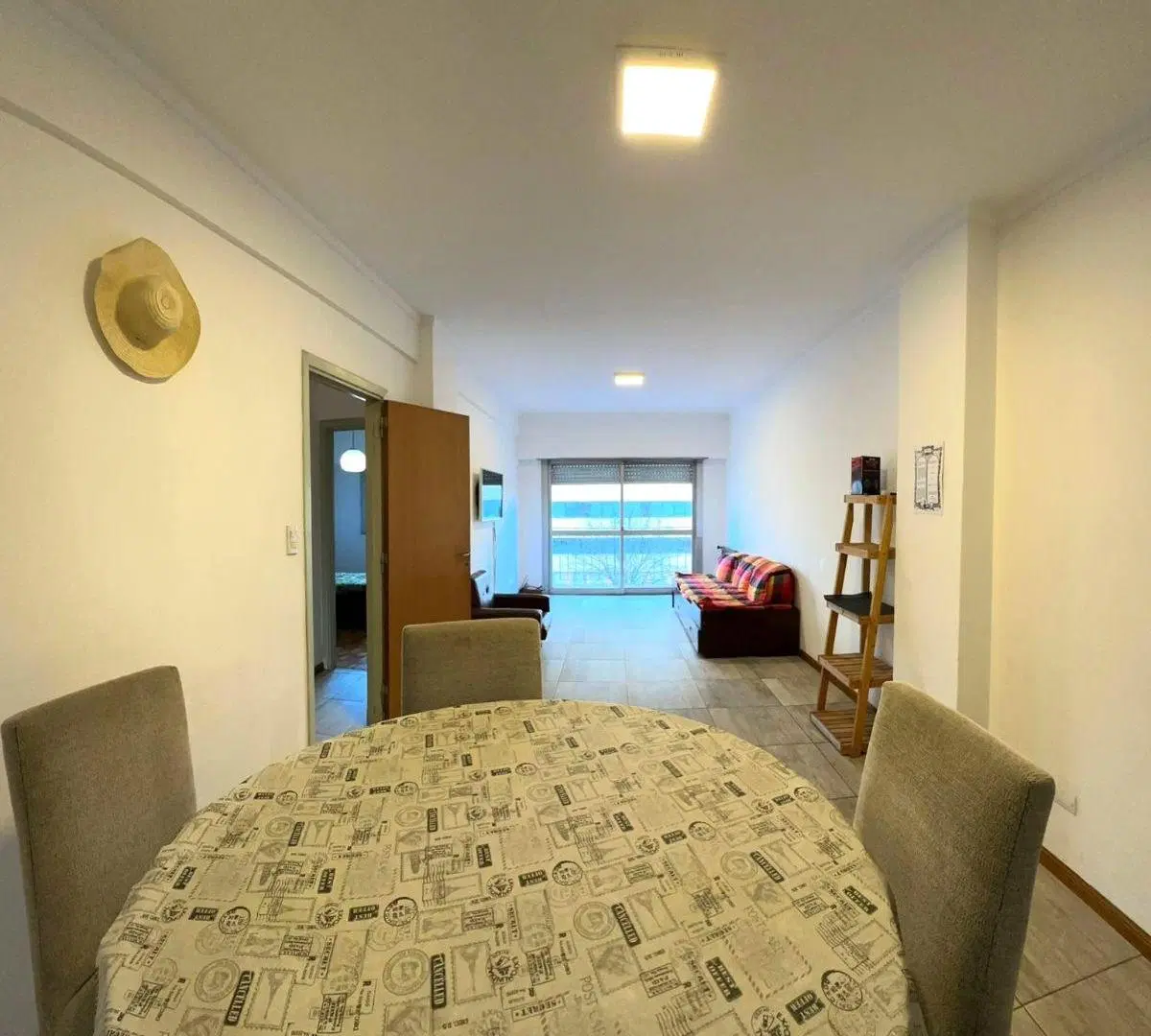 Departamento 3 Ambientes con Dep. de Servicio y Cochera 3