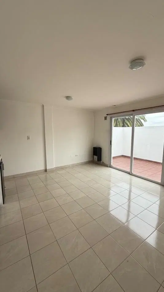 ALQUILER 24 MESES PH 2 AMBIENTES EN PLANTA ALTA 1