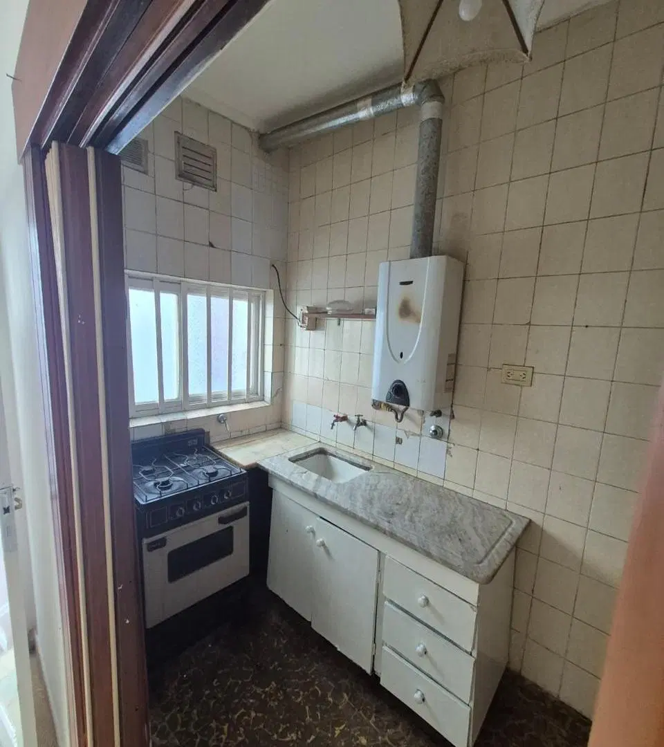 PH 2 Ambientes en Planta Baja para Reciclar – Barrio San José 8