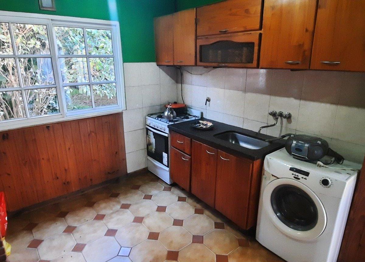 Casa 3 Ambientes Garage Doble y Quincho - B° Villa Lourdes 4