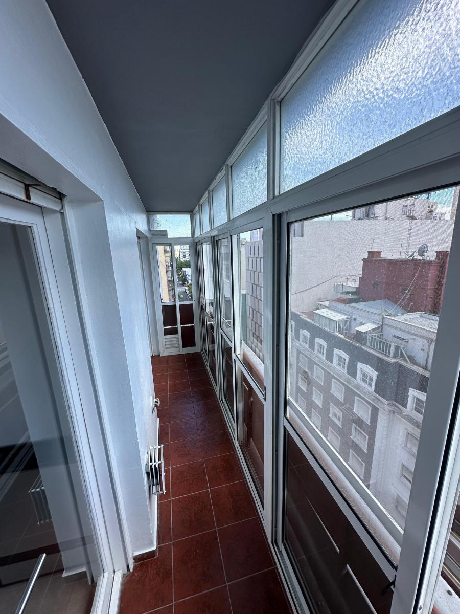 Depto 3 Ambientes Externo con Balcón Cubierto, Cochera Fija y Baulera - Centro 5