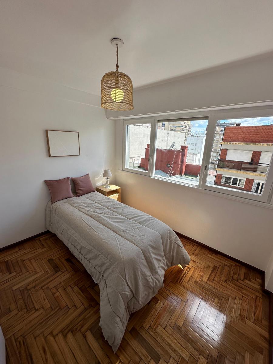 Depto 3 Ambientes Externo con Balcón Cubierto, Cochera Fija y Baulera - Centro 2