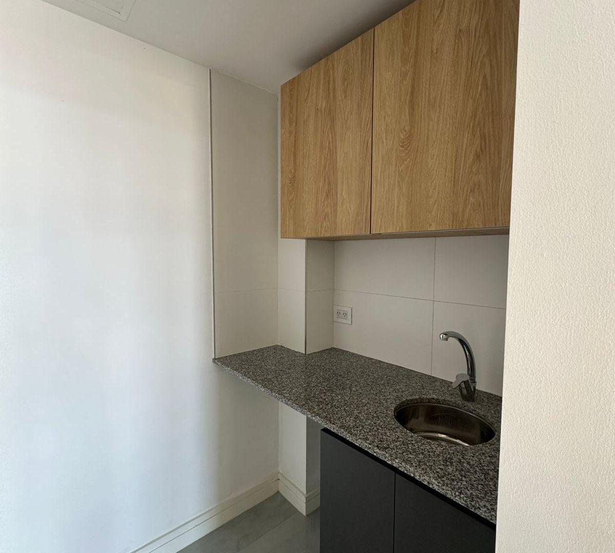 Foto de Oficina en Venta zona Macrocentro. Frente, imagen 4