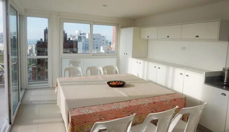 Departamento en Alquiler 6 Ambientes en Varese 5