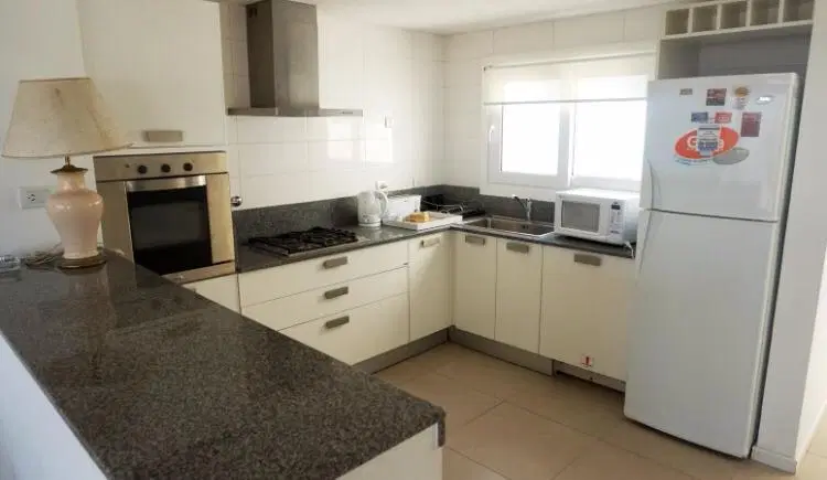 Departamento en Alquiler 6 Ambientes en Varese 4