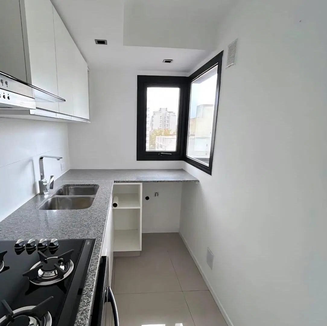 Alquiler 2 ambientes sin cochera sin muebles, edificio con amenities 1