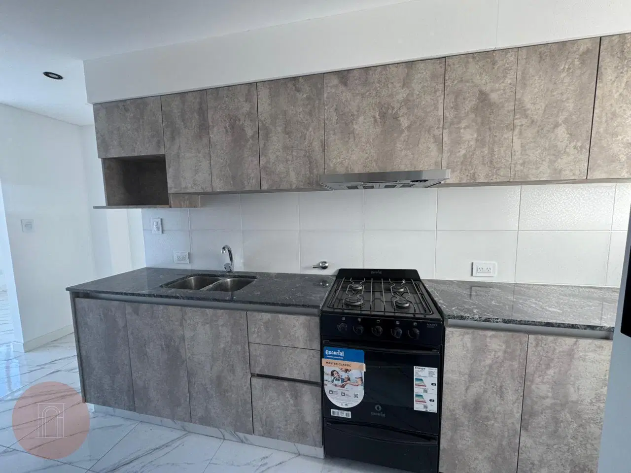 VENTA- Departamento 2 ambientes c cochera a estrenar Villa Primera 5