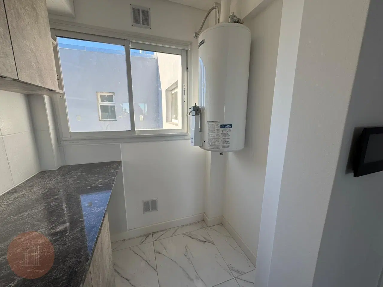 VENTA- Departamento 2 ambientes c cochera a estrenar Villa Primera 1