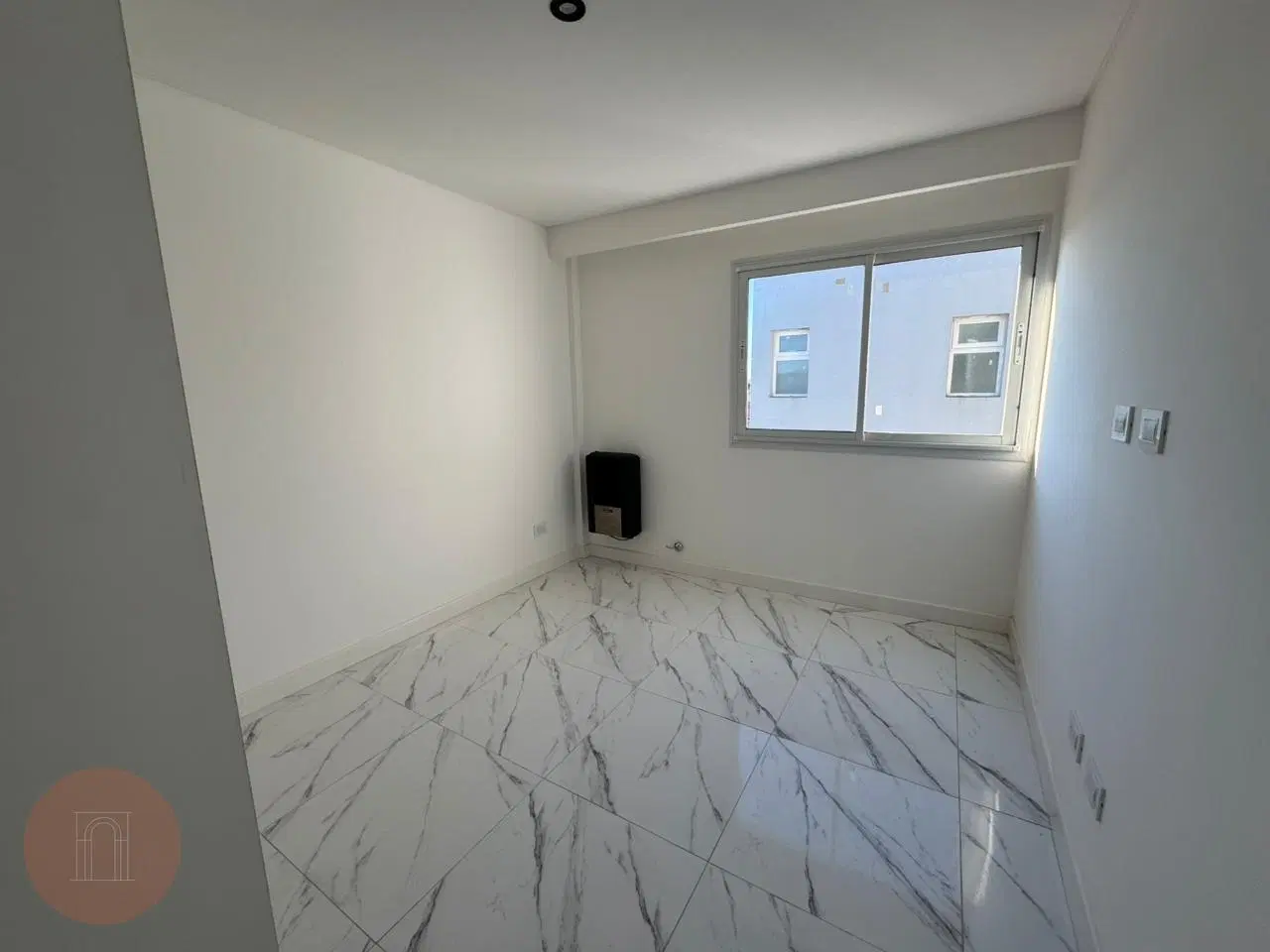 VENTA- Departamento 2 ambientes c cochera a estrenar Villa Primera 2