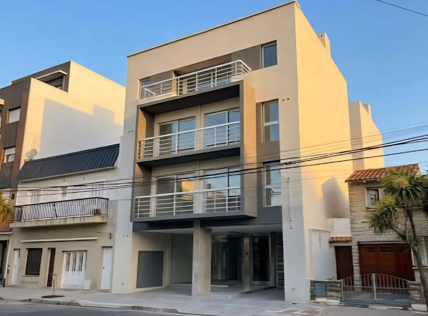 Venta departamento. 2 ambientes con cochera 1