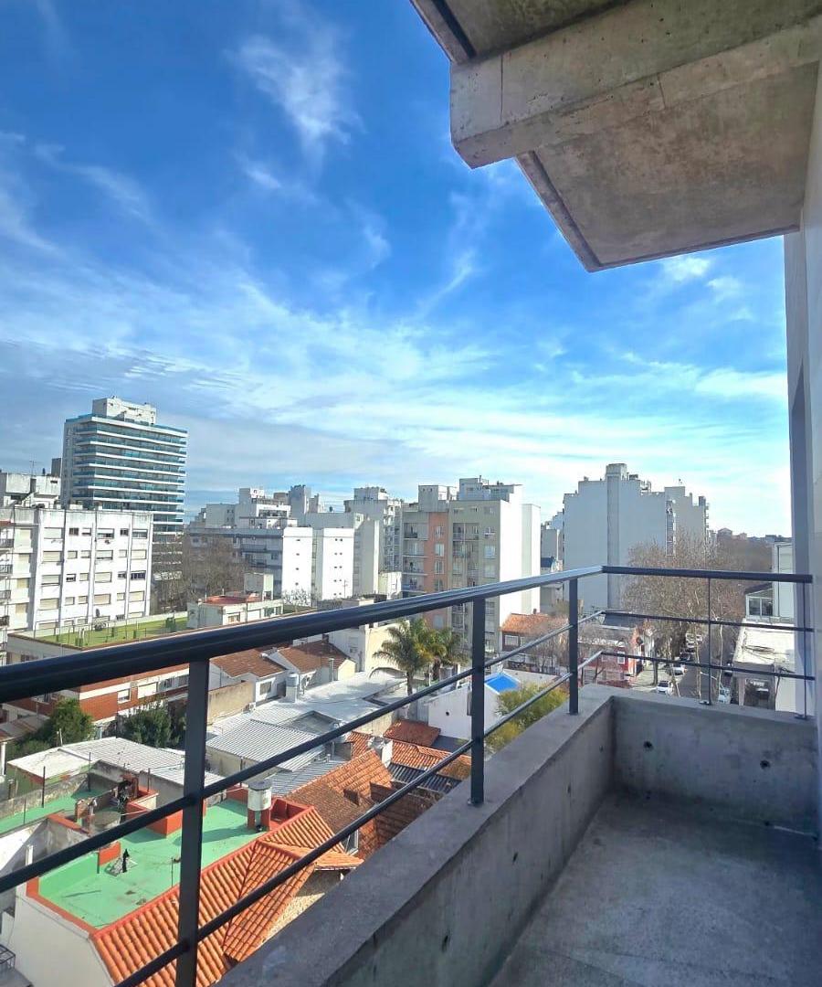 Foto de Departamento en Venta 2 Ambientes externo. La Perla, imagen 2