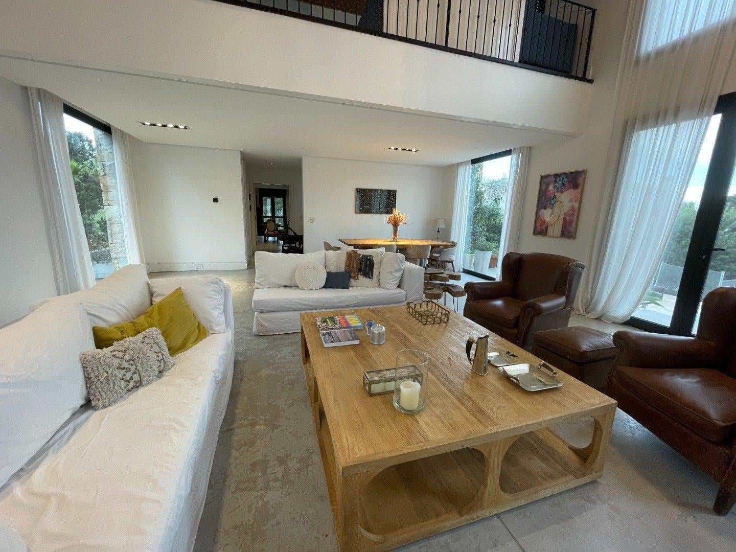 Foto de Venta importante chalet de 8 ambientes en Rumenco., imagen 5