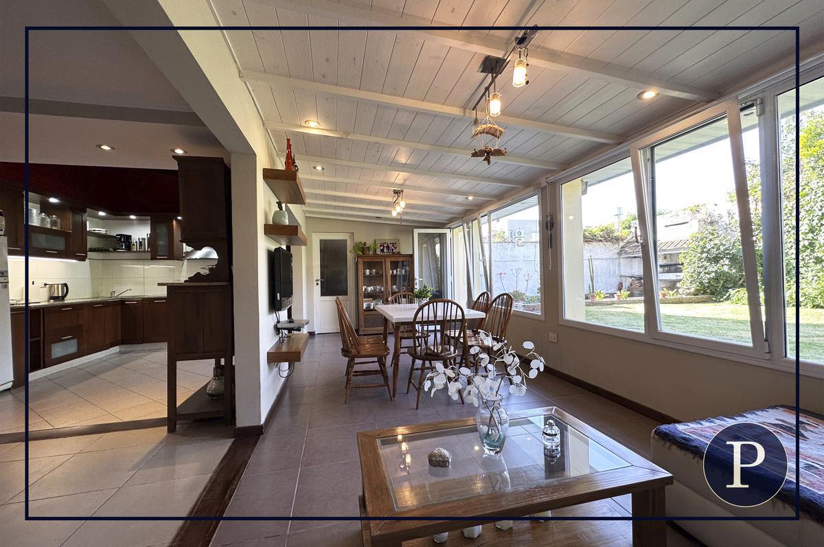 Chalet 4 Ambientes en San Carlos 3