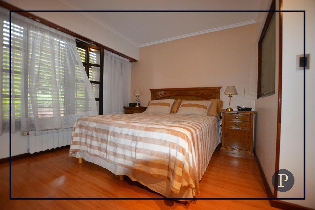 Venta Imponente Chalet en San Carlos 4