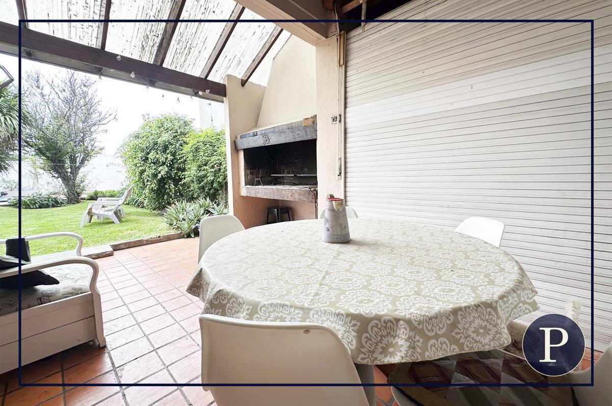 Amplio Chalet en San Carlos 4