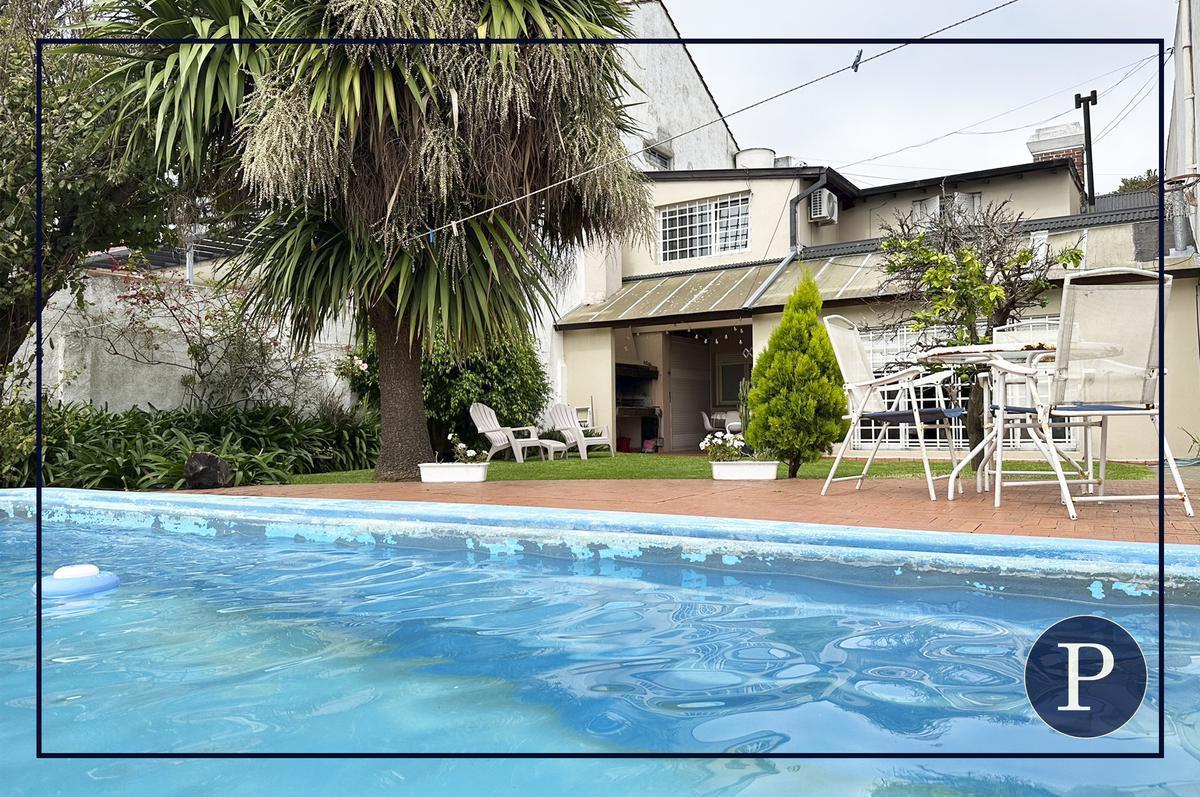 Amplio Chalet en San Carlos 3