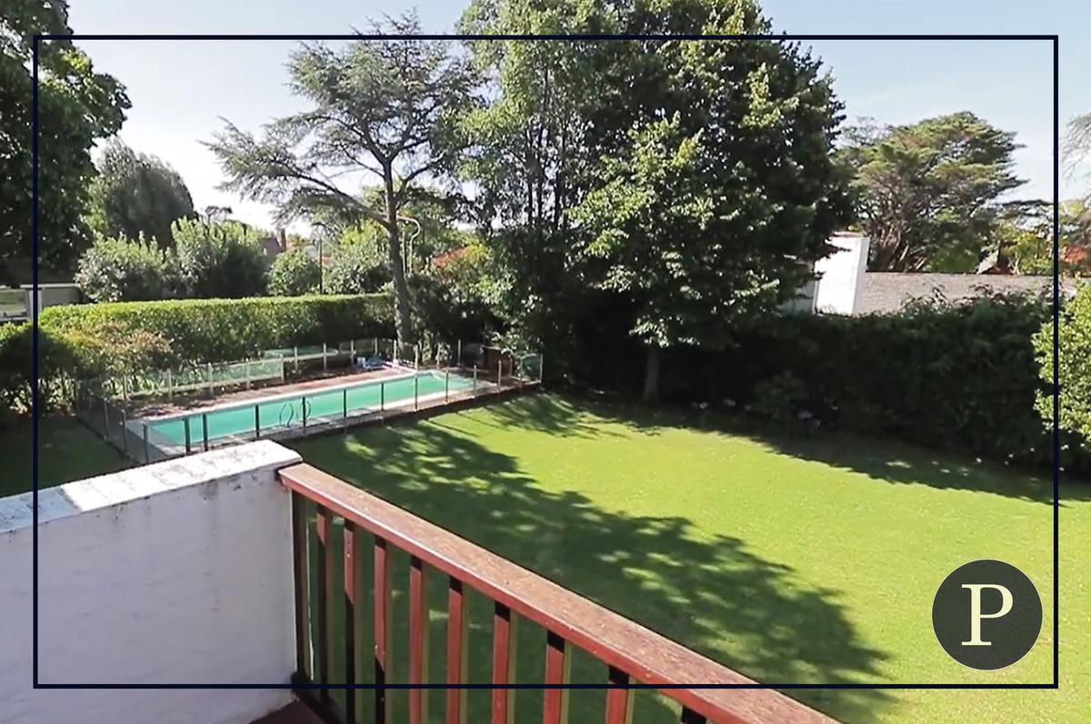Importante Chalet Barrio Los Troncos 3