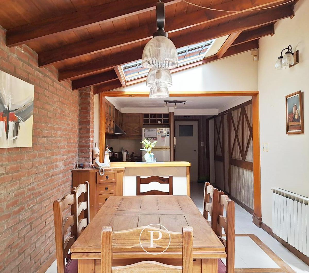 Chalet 5 Ambientes en Los Troncos 5