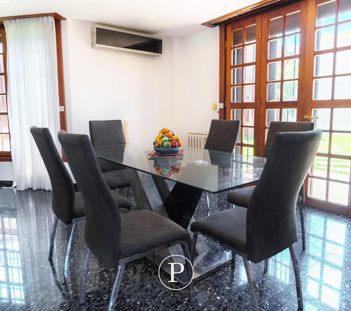 Excelente Chalet 5 Ambientes en San Carlos 2