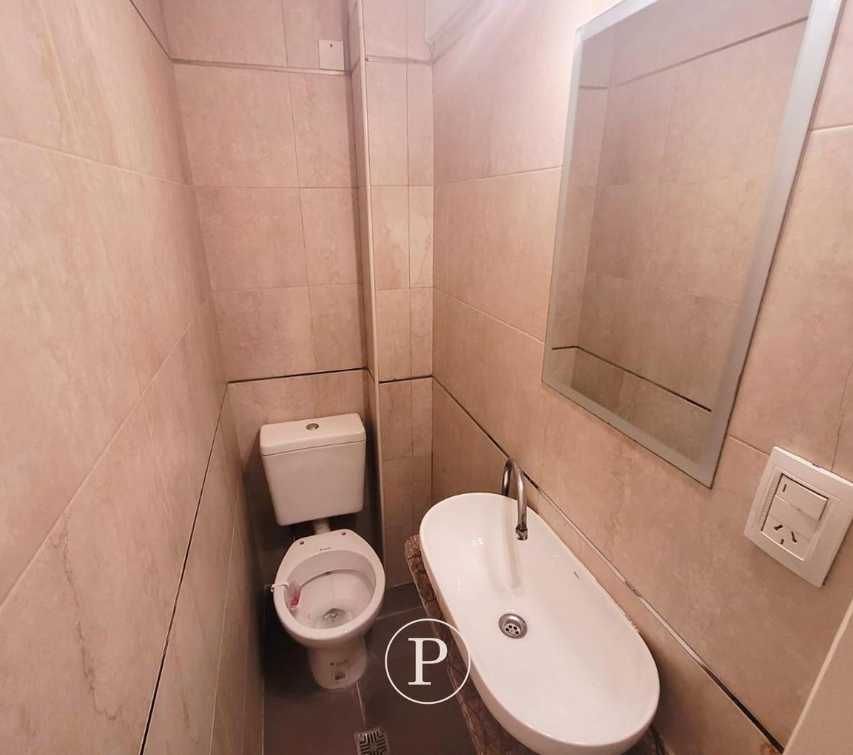 Chalet 5 Ambientes en Barrio Chauvin 4