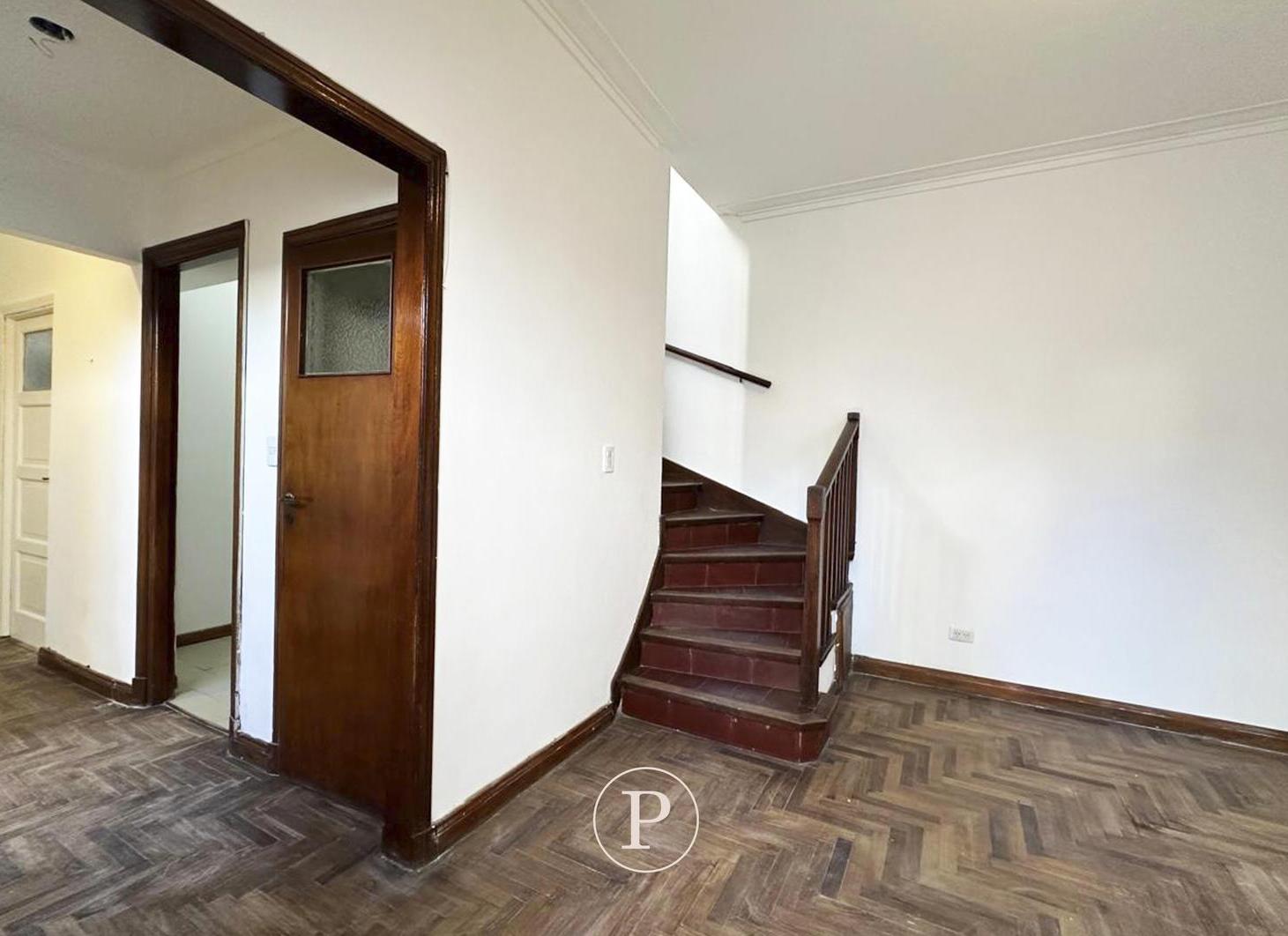 Foto de PH en Venta con Patio y Balcón en Zona Güemes, imagen 5
