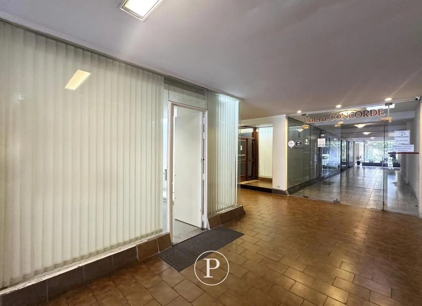 Oficina en Venta en Galería Zona Centro 8