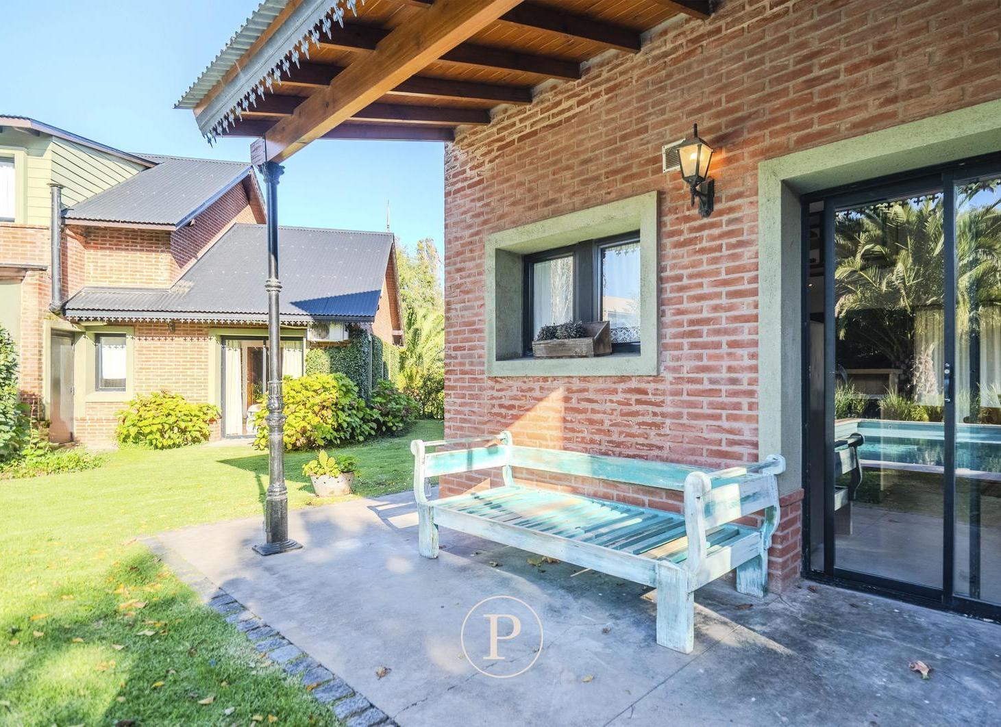Foto de Venta Chalet con pileta en Rumenco, imagen 1