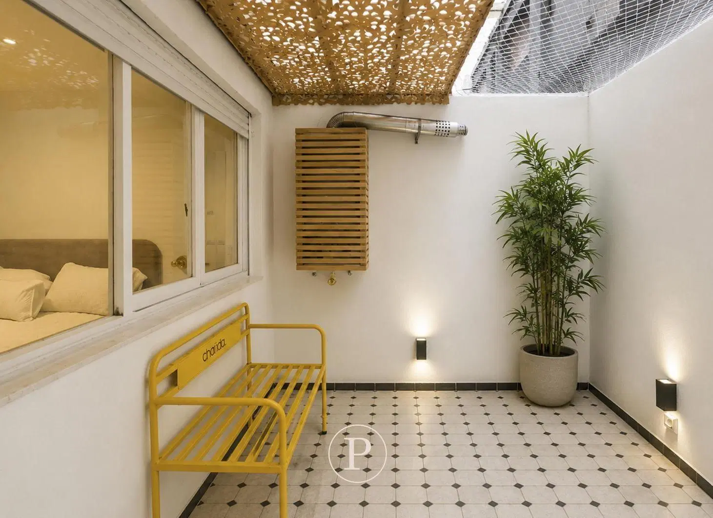 Venta Departamento 2 ambientes con dependencia en Guemes 5