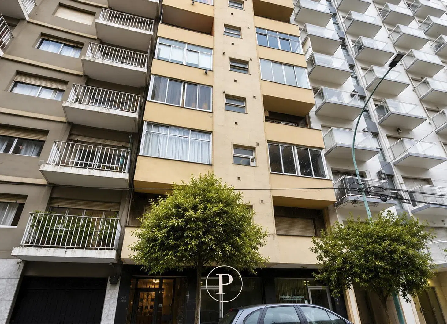 Venta Departamento Monoambiente con balcon al frente en Macrocentro 3