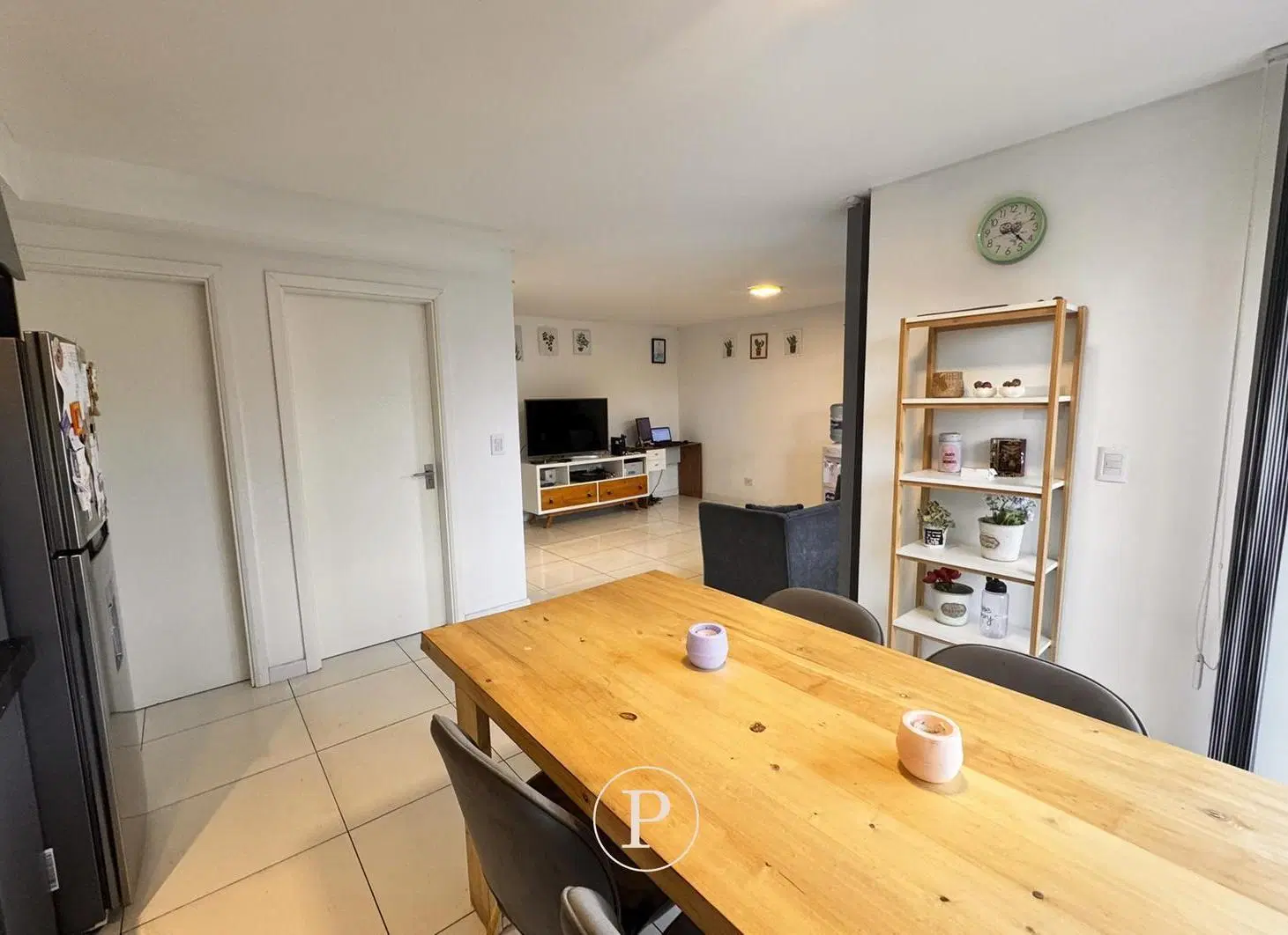 Venta Departamento 4 ambientes con cochera semicubierta en Guemes 1