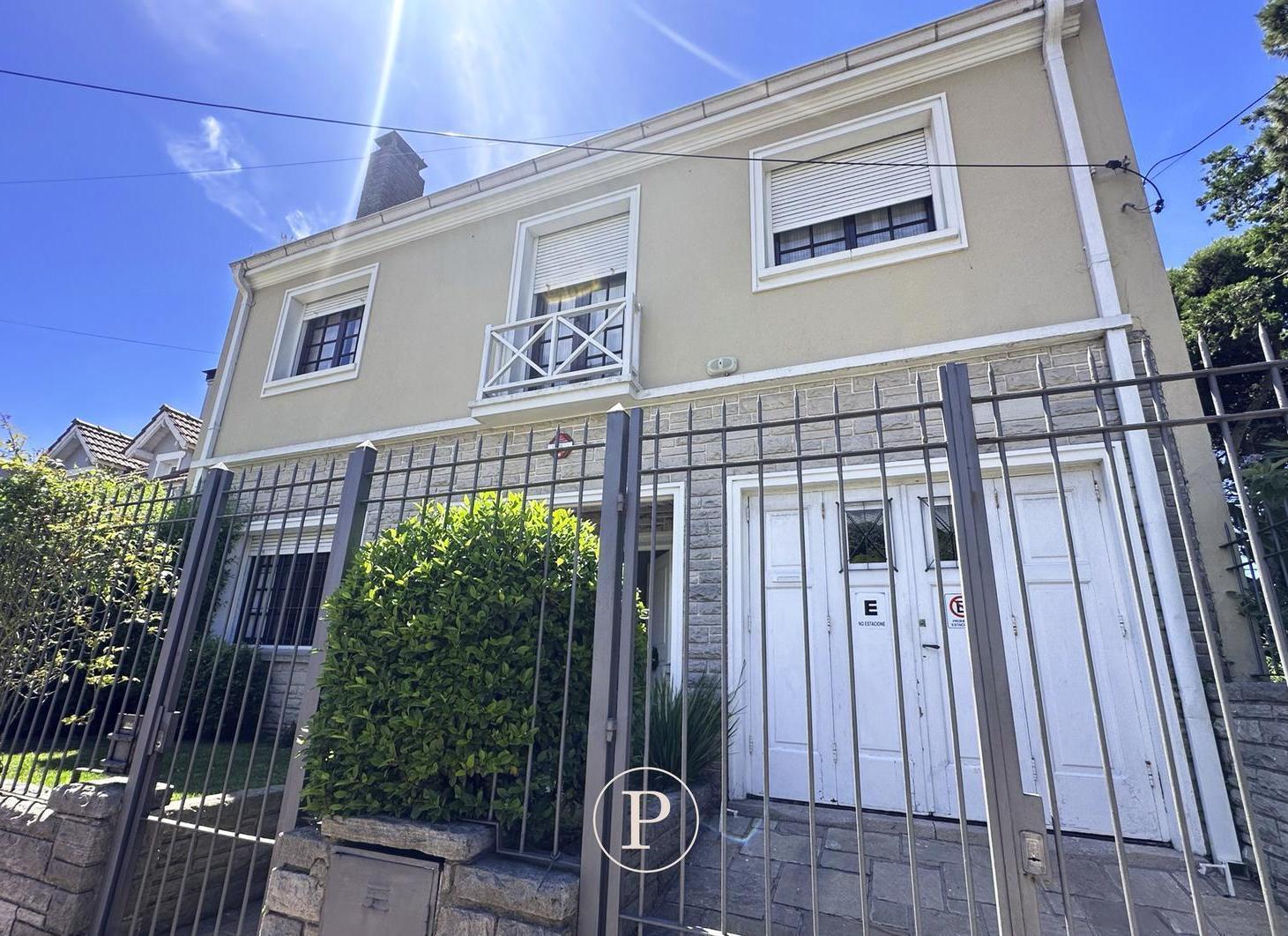 Venta Chalet 6 ambientes con jardín en Stella Maris