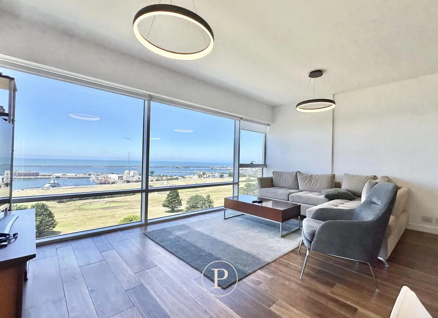 Venta exclusivo Departamento 4 ambientes vista al mar en Playa Grande 1